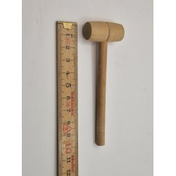 Stor hammer/klle i tr (brugt)