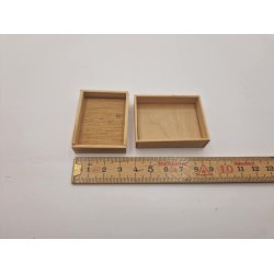 1. stk tr kasse (brugt)