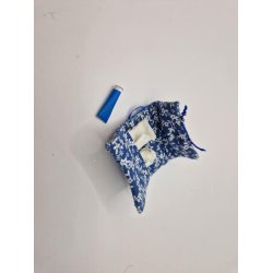 Toilet/pusle taske med indhold (hndlavet)