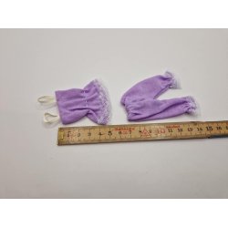 Lilla nattj med hvid blonde