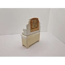 Badevrelses mbel med spejl og hndvask i porceln (antik)