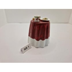 Bord med jule ting (nyt/lidt defekt)