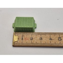 Lille grn kurv i plastik (brugt)