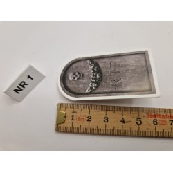 1. Stk Gravsten i kraftig karton ca 6 x 3 cm