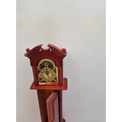 Bornholmer/stander ur i tr (brugt/lidt)