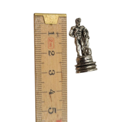 Figur I metal (gammel)