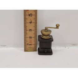 Kaffekvrn i tr og metal  (ny)