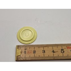 Lysegul tallerken i plastik (brugt)  2,5 cm