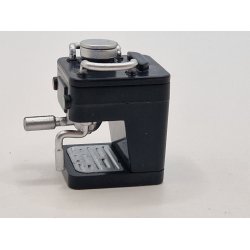 Espresso kaffemaskine i resin (ny) Ml hjde 2,5 cm, lngde 2 cm, dyb 2 cm