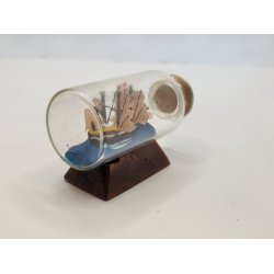 Flaske skib i tr og glas (brugt)
