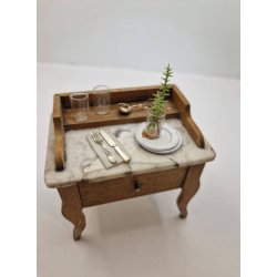 Anretter bord. Schneegas inkl div ting p bordet (antik)