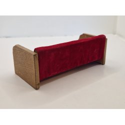 Sofa i tr med velour (vintage) 1:16