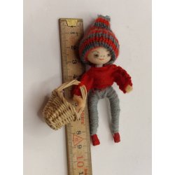 Nisse med kurv (delvis hndlavet)