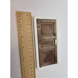 Dr i plastik. Lundby (brugt/lidt defekt)