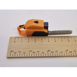 Motorsav i plastik (ny/lidt defekt)