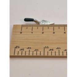 Murske i metal med mrke grn hndtag (ny)