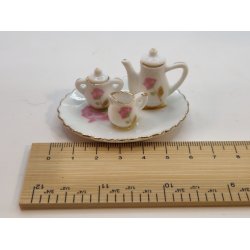 Fad med kaffekande, flde kande og sukkerskl i porceln (brugt)