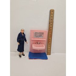 Badevrelses mbel med vask og spejl i plastik (vintage)