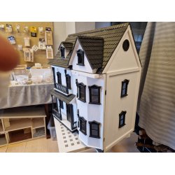 Dukkehus scala 1:12 (brugt)