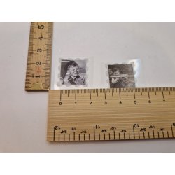 2 sm fotografier/klistermrker (nye)