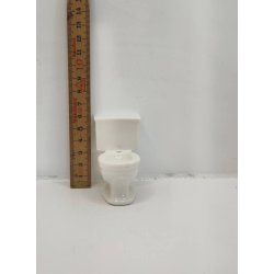 Lille toilet uden sde i porceln (brugt)