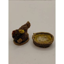 Hne med kyllinger i kurv med g. Elastolin/Danolin (antik)