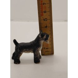 Hund, schnauzer i plastik (brugt)