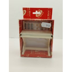 Sekret�r i tr�. I original emballage (ny)