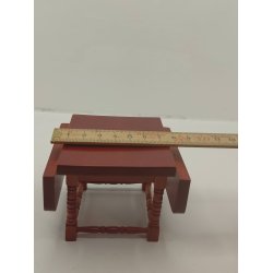 Spisebord med plader i tr� (brugt)