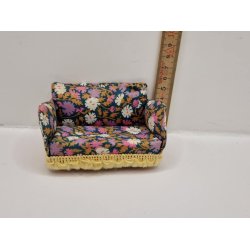 Sofa til dukkehus scala 1:16/18 (gammel)