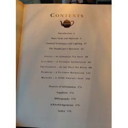 Dolls' house shopkeepers. Bog p� engelsk (ny)