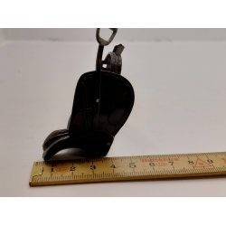Saddel til Breyer hest i plastik (brugt)
