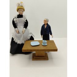 Tallerken/fad i lysebl� porcel�n (brugt/som nyt)