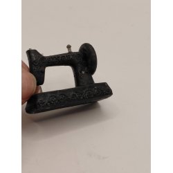 Singer symaskine i resin  (brugt) 1:12/1:16