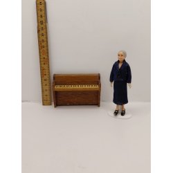 Klaver i tr� (vintage) 1:16