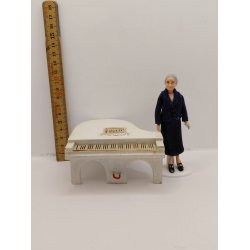 Flygel i tr� (vintage) 1:16