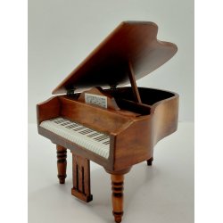 Flygel i tr� (brugt) 1:12