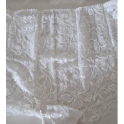 Hvide maxi trusser/shorts  (nye) Str 46