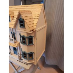 1 stk fint dukkehus i tr� (brugt/fin stand) 1:12 SENDES IKKE/ kan afhentes