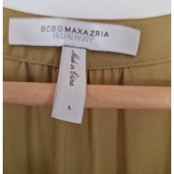Lang kjole i karry gul (brugt/fin stand)  M�rke: BCBGMAXAZRIA 