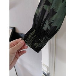 Bluse (brugt/som ny) 44/46