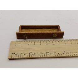 Skuffe i tr� (brugt/defekt)