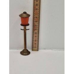 Gadelampe af gamle mnter (gammel)