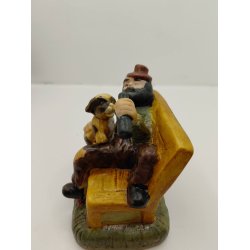 Vagabond p� b�nk med �l og  hund (vintage)