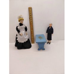 Spisebord i tr�. Lundby (brugt)