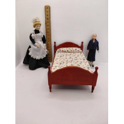 Enkelt seng i tr� scale 1:12 (brugt)