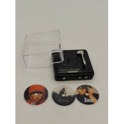 Grammofon i metal, med plastik l�g + 2 plader (ny)