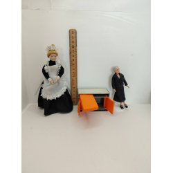 K�kken bord med skabe i plastik. Jean (brugt) 1:18