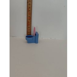 Meget lille toilet i plastik (brugt)