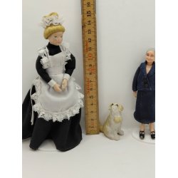 Sant Bernhard hund med lille t�nde i resin (vintage)